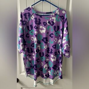 Women’s shirt. Size 1X. New in original packaging